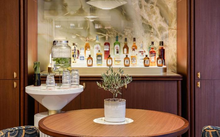 Hotel Faubourg Galant Paris - Handwritten Collection