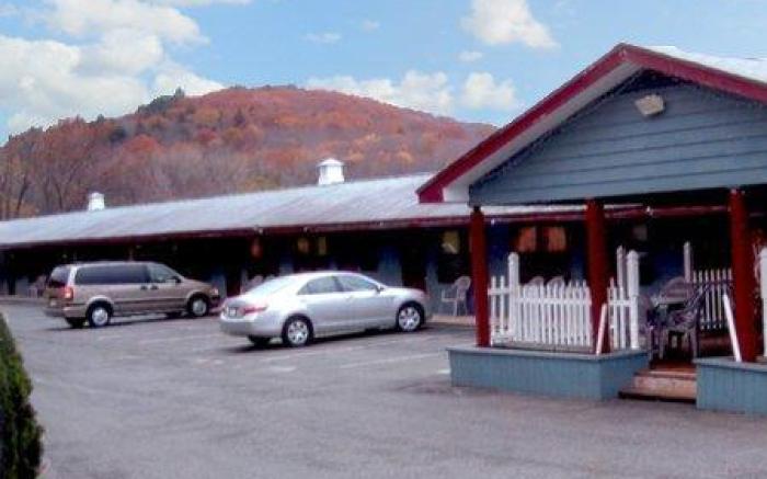 Pleasant Valley Motel West Stockbridge