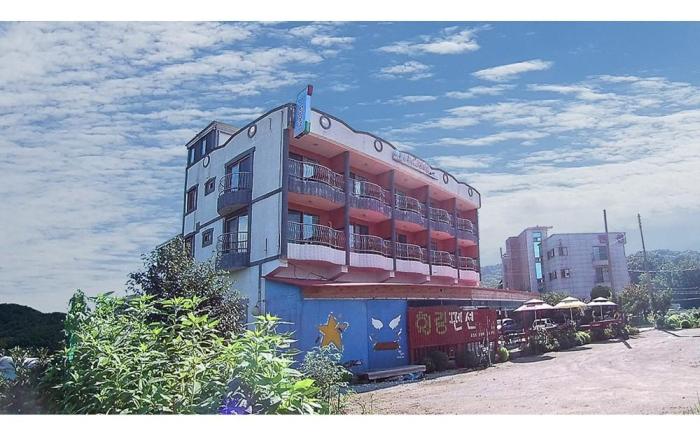 Yeongheungdo Healing Pension