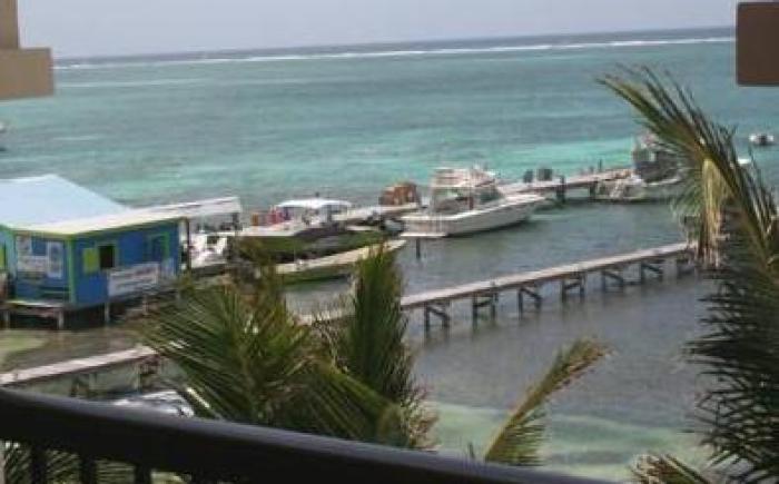 SunBreeze Suites