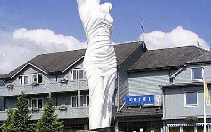 Fugl Fønix Hotel