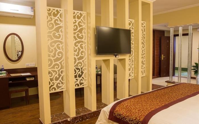 GreenTree Inn SuZhou ChangShu Fuchunjiang International Qipeicheng Road Express Hotel