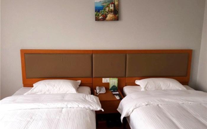 GreenTree Inn XinYang ShangCheng County HuangBaiShan Road Times Shopping Mall Express Hotel