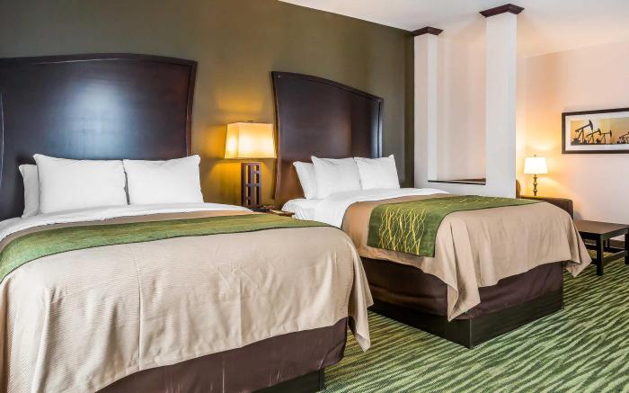 Comfort Inn & Suites Moore - Oklahoma City