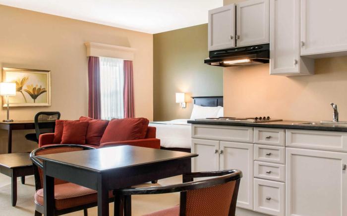 Quality Inn & Suites
