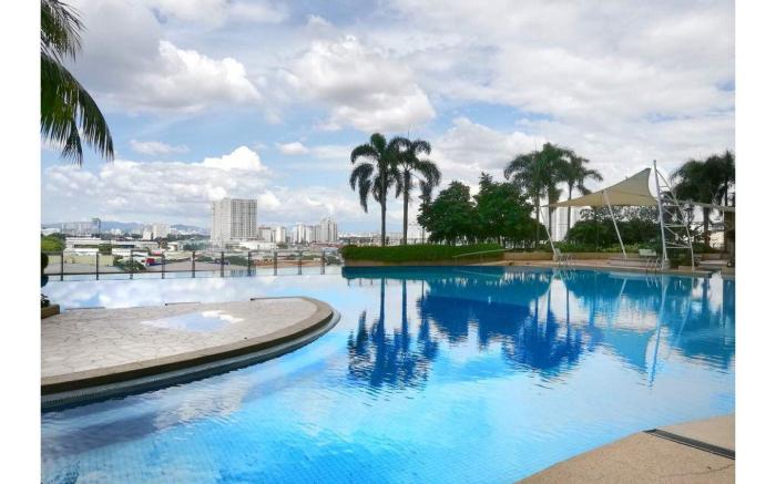 Subang City 8-9 pax l Walk Summit l 5-Min Sunway