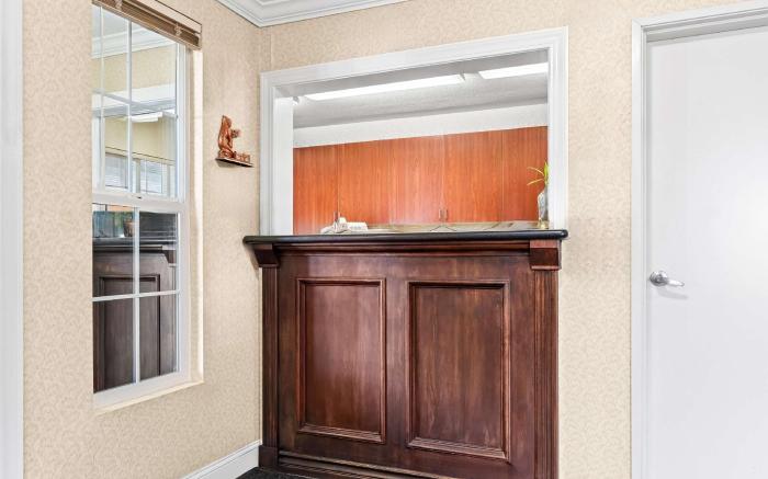SureStay Hotel by Best Western Castro Valley