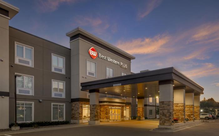 Best Western Plus Isanti