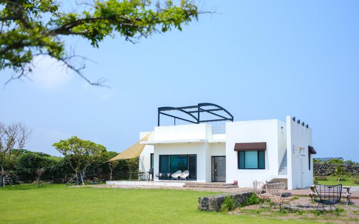 Jayouhaneun private house