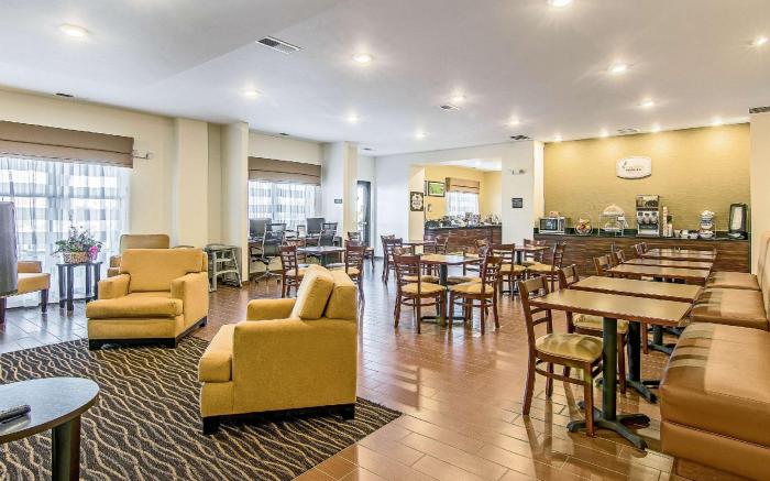 Sleep Inn & Suites West-Near Medical Center