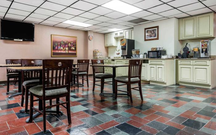 Quality Inn & Suites Binghamton Vestal