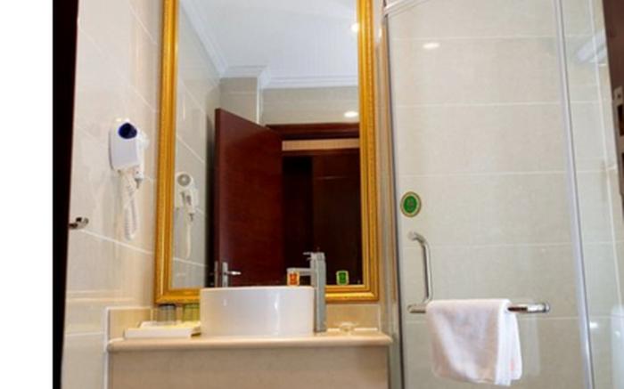 Vienna Classic hotel Nanchang Jiefang West Road Xinjia'an Metro Station