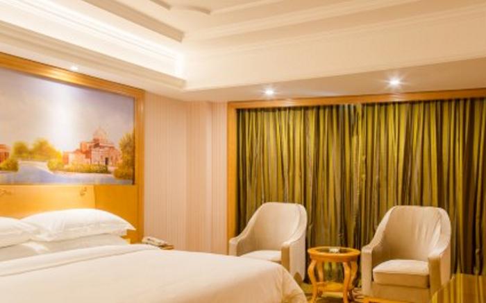 Vienna International Hotel Changsha Jingwanzi Mulian Middle Road