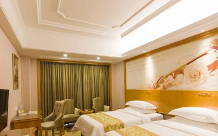 Vienna International Hotel Changsha Yuelushan West Bus Metro Station