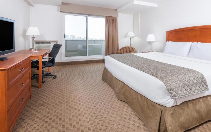 Ramada by Wyndham Edmonton South