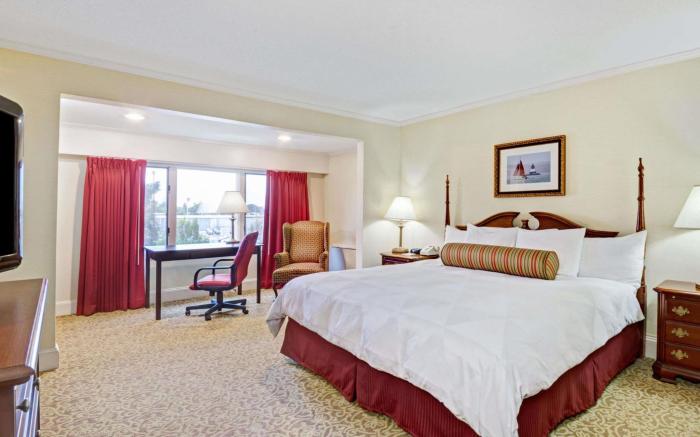 Ramada by Wyndham Seekonk Providence Area