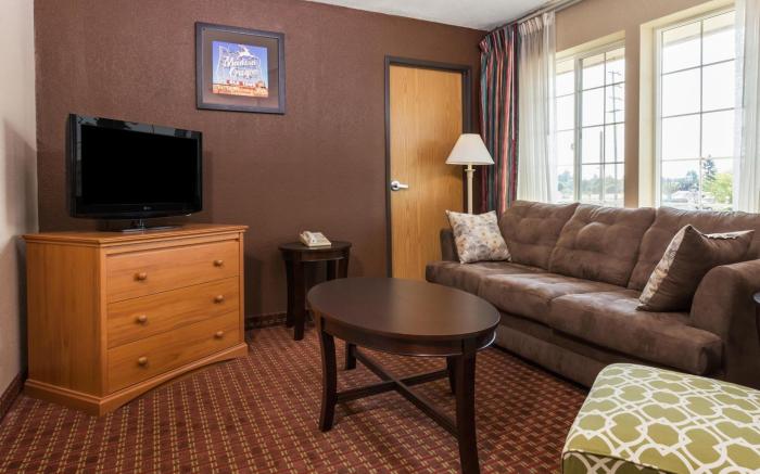 Ramada by Wyndham Portland