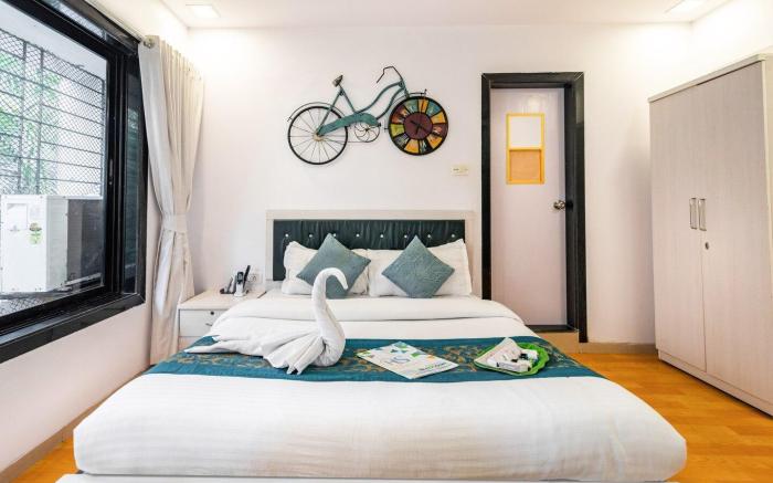 Inherited Spacious Room with all amenties. 