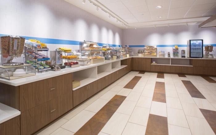 Holiday Inn Express & Suites Sturbridge By IHG