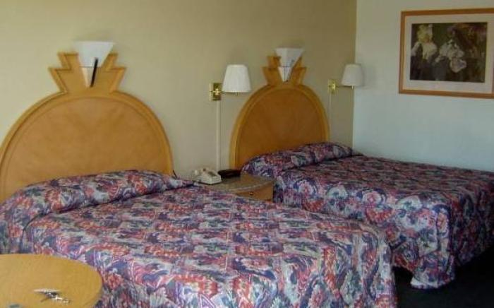 Travelodge by Wyndham Imperial/El Centro