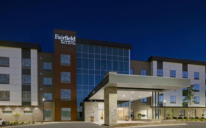 Fairfield Inn & Suites Milwaukee Brookfield
