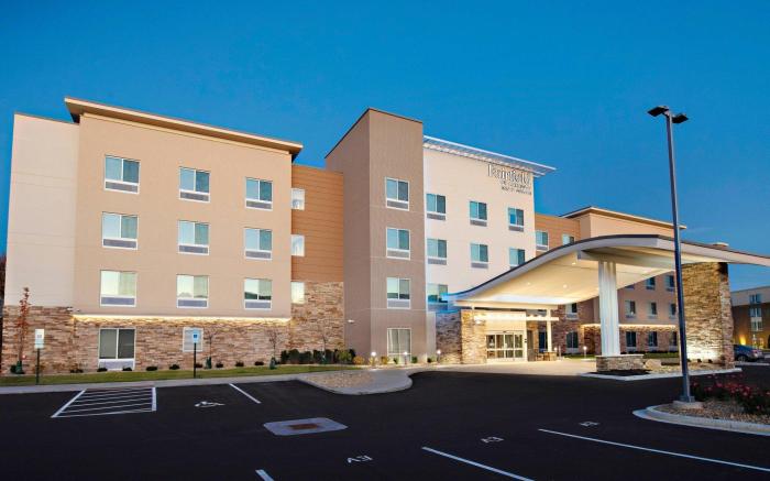 Fairfield Inn & Suites Dayton North