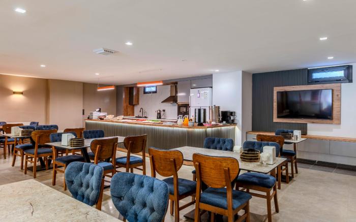 Evim Hotel