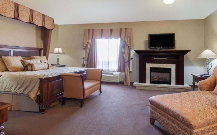 Ramada by Wyndham Camrose