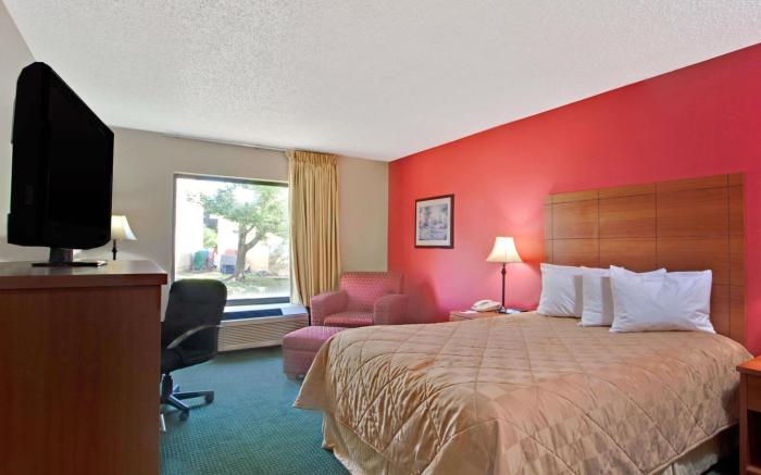 Ramada by Wyndham Pearl/Jackson Airport
