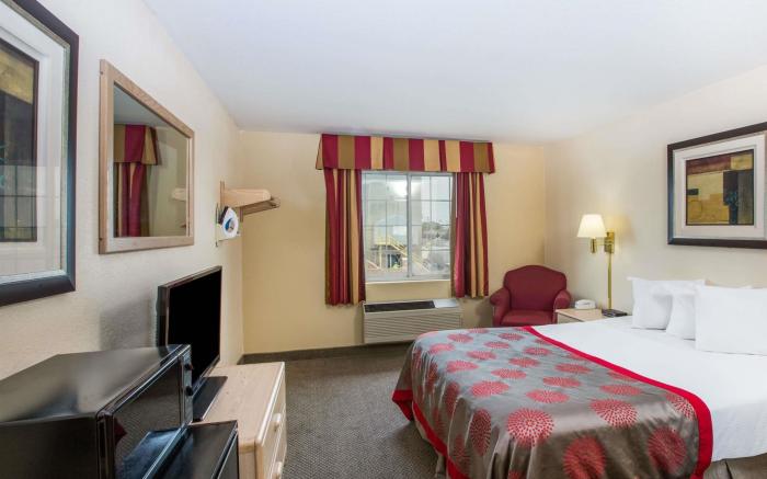 Ramada by Wyndham Sioux Falls