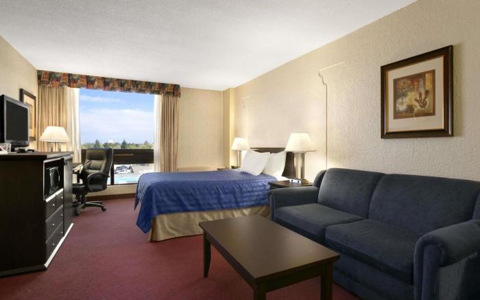 Ramada by Wyndham Lethbridge
