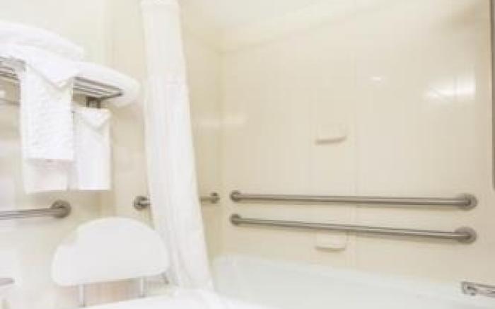 Ramada by Wyndham Enid