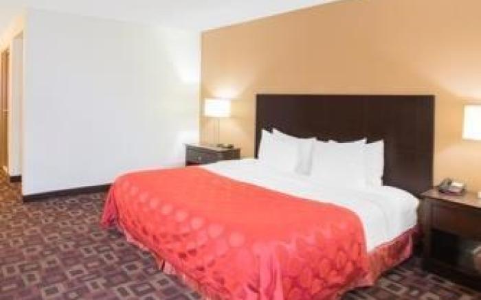 Sky Tree Hotels, Tulsa