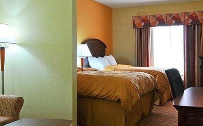 Comfort Suites South Point - Huntington