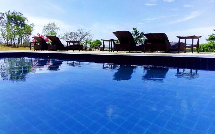 The Beach house by Kay Jay Hotels