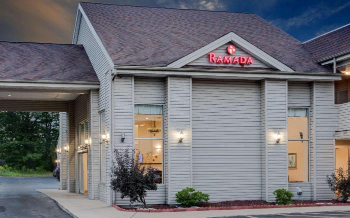 Ramada by Wyndham Cleveland Airport West