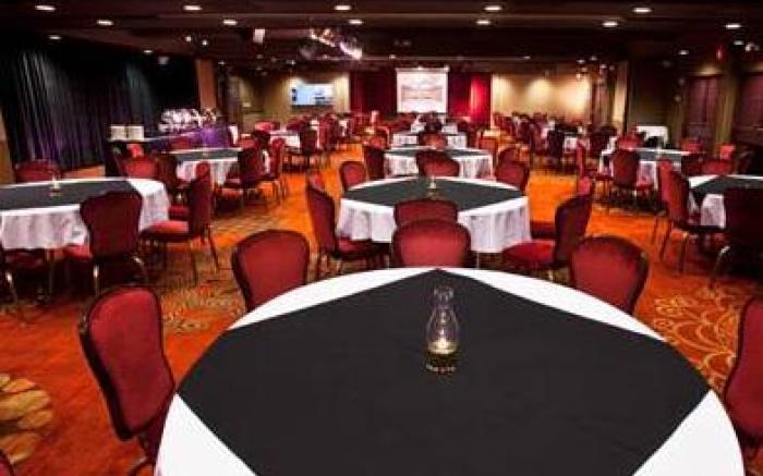 Carson Valley Motor Lodge and Suites