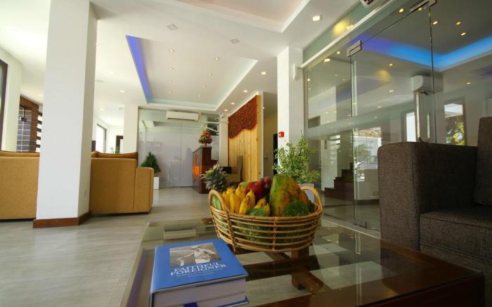 Saffron Hotel & Restaurant