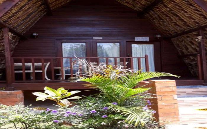 La Nusa Homestay & Bungalow