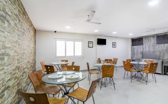 Treebo Srico, Banjara Hills