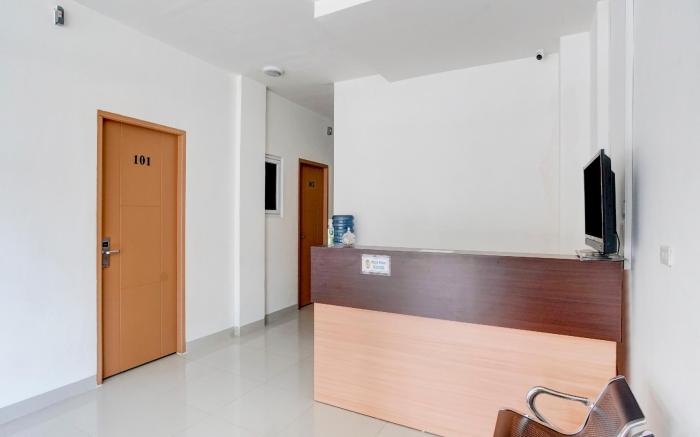 OYO 90180 Ava Guesthouse