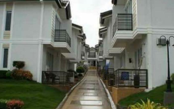 Tagaytay Hampton Villas by AP