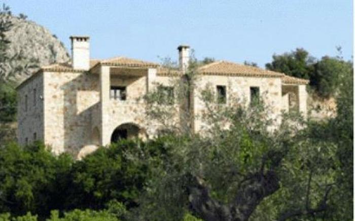 Klymeni Traditional Homes