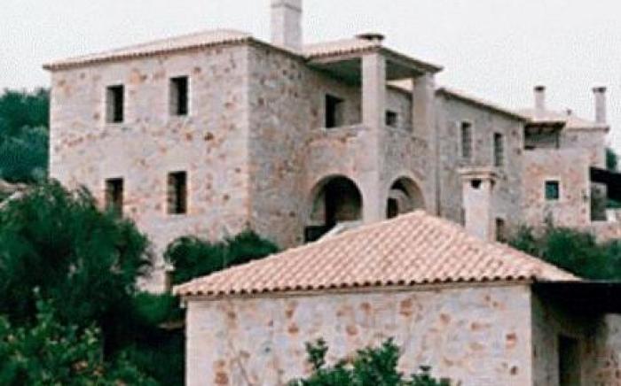 Klymeni Traditional Homes