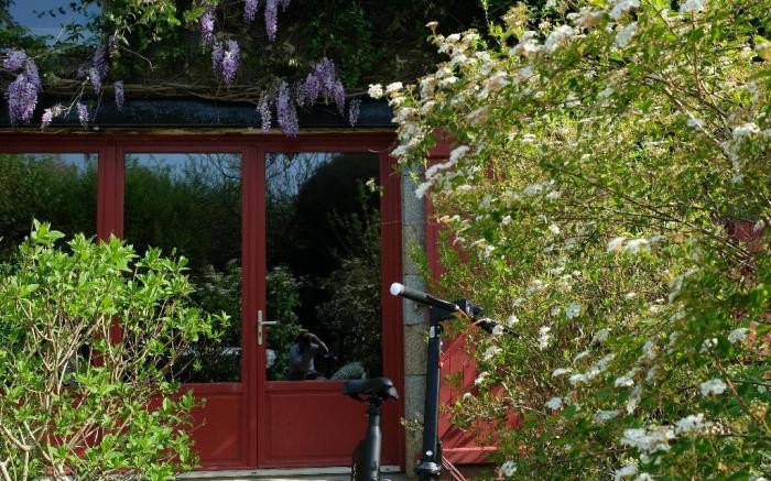La Maison Jaune à la Janaie