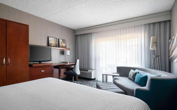 Sonesta Select Phoenix Camelback