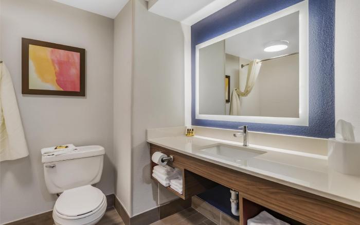 Best Western Plus Lexington Inn