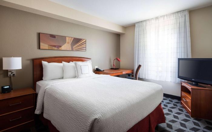 Sonesta Simply Suites Seattle Renton