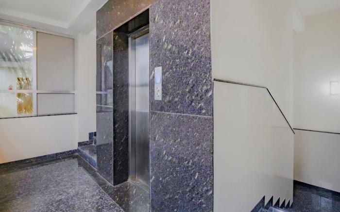 OYO Anjani Fortune Suites
