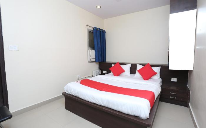 Super Collection O R K International Near Gautam Buddha Park